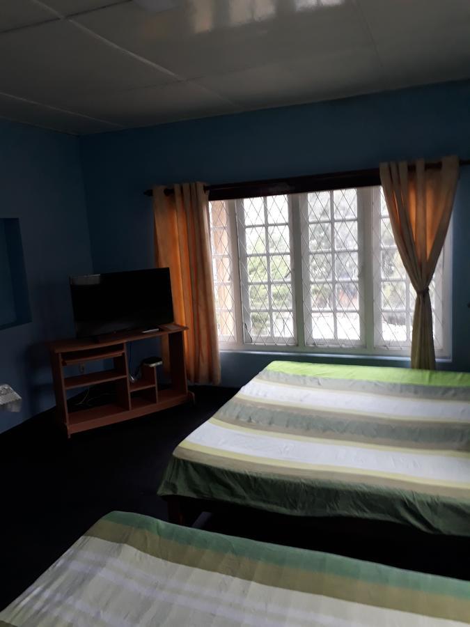 Hotel Rainyfreindz Nuwara Eliya Zewnętrze zdjęcie